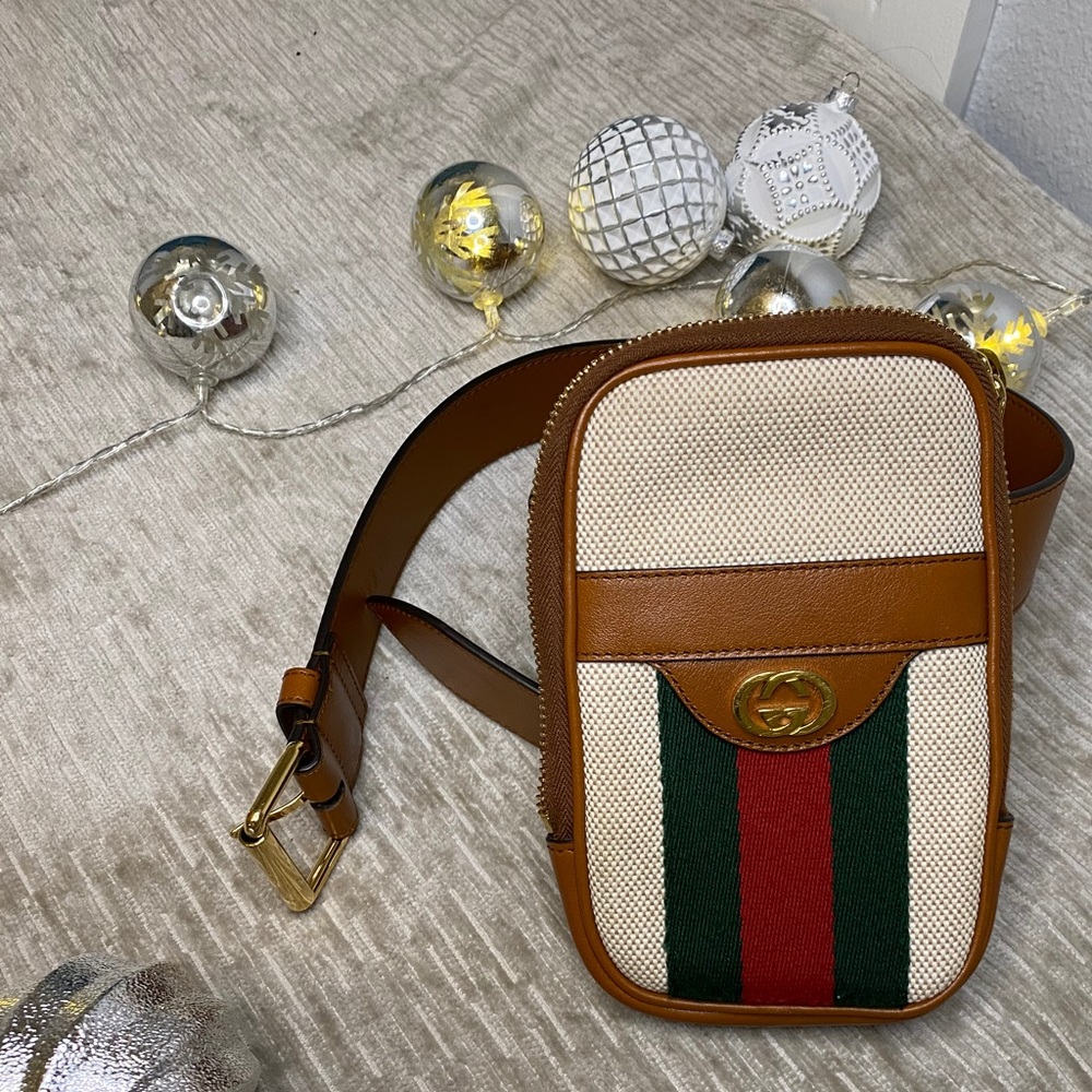 GUCCI WAIST BAG